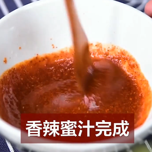 柠檬酸辣烤翅的做法步骤：3
