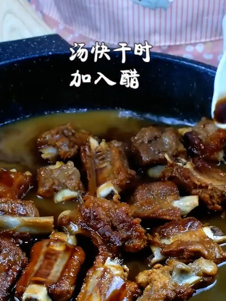 糖醋排骨的做法步骤：5