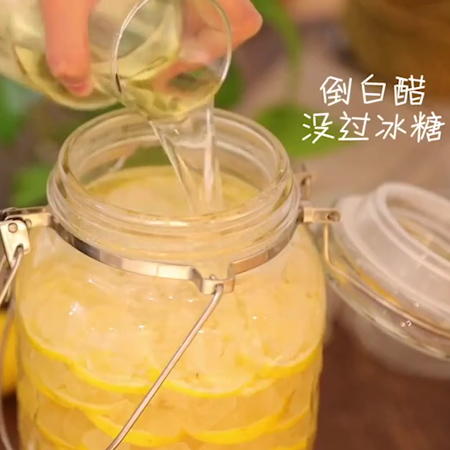年糕的双下巴都肥出来了? 有没有很想捏一捏的冲动的做法步骤:5