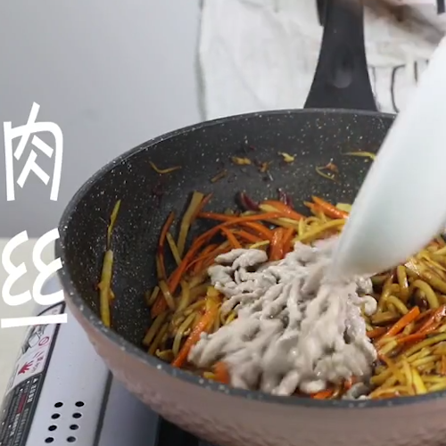 鱼香肉丝的做法步骤：11