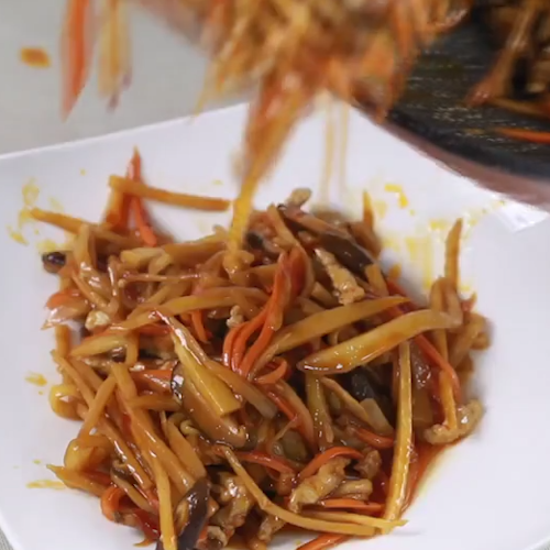 鱼香肉丝的做法步骤：13