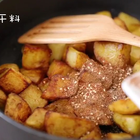 锅巴土豆的做法步骤：10