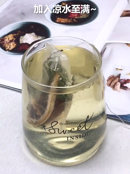 #柠檬绿茶薄荷水的做法图解6