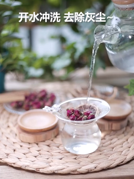 玫瑰柠檬茶的做法步骤：3
