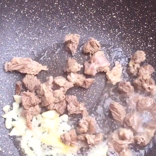 土豆牛肉的做法步骤：2