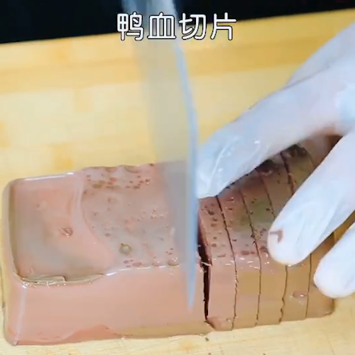 毛血旺的做法步骤：1