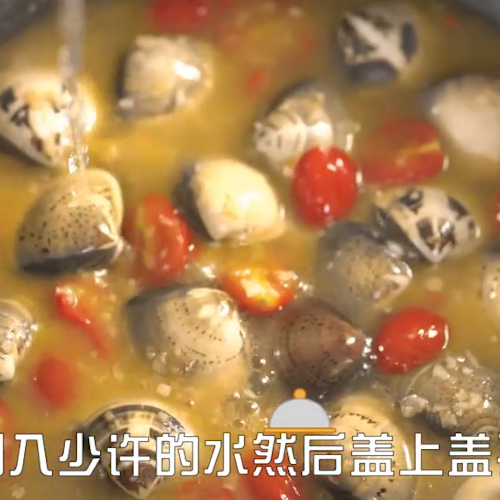 白贝蒜油意面的做法步骤：4