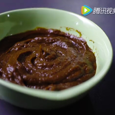 #焦洋葱酱墨鱼汁意面的做法图解6