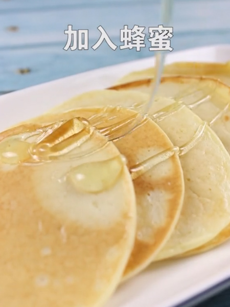 酸奶鸡蛋饼的做法步骤：3