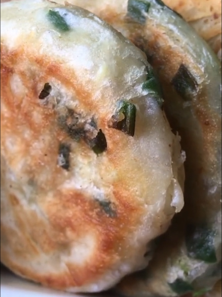 油酥烧饼的做法步骤：7