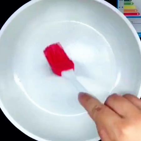 网红酸奶蛋卷的做法步骤：3