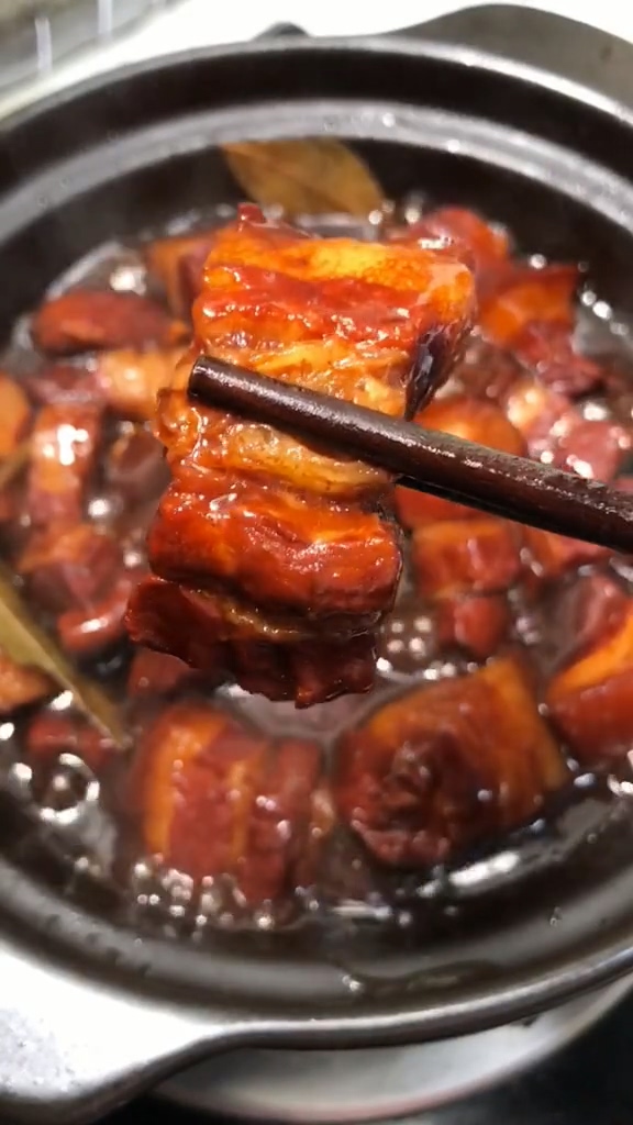 啤酒炖红烧肉的做法步骤：5