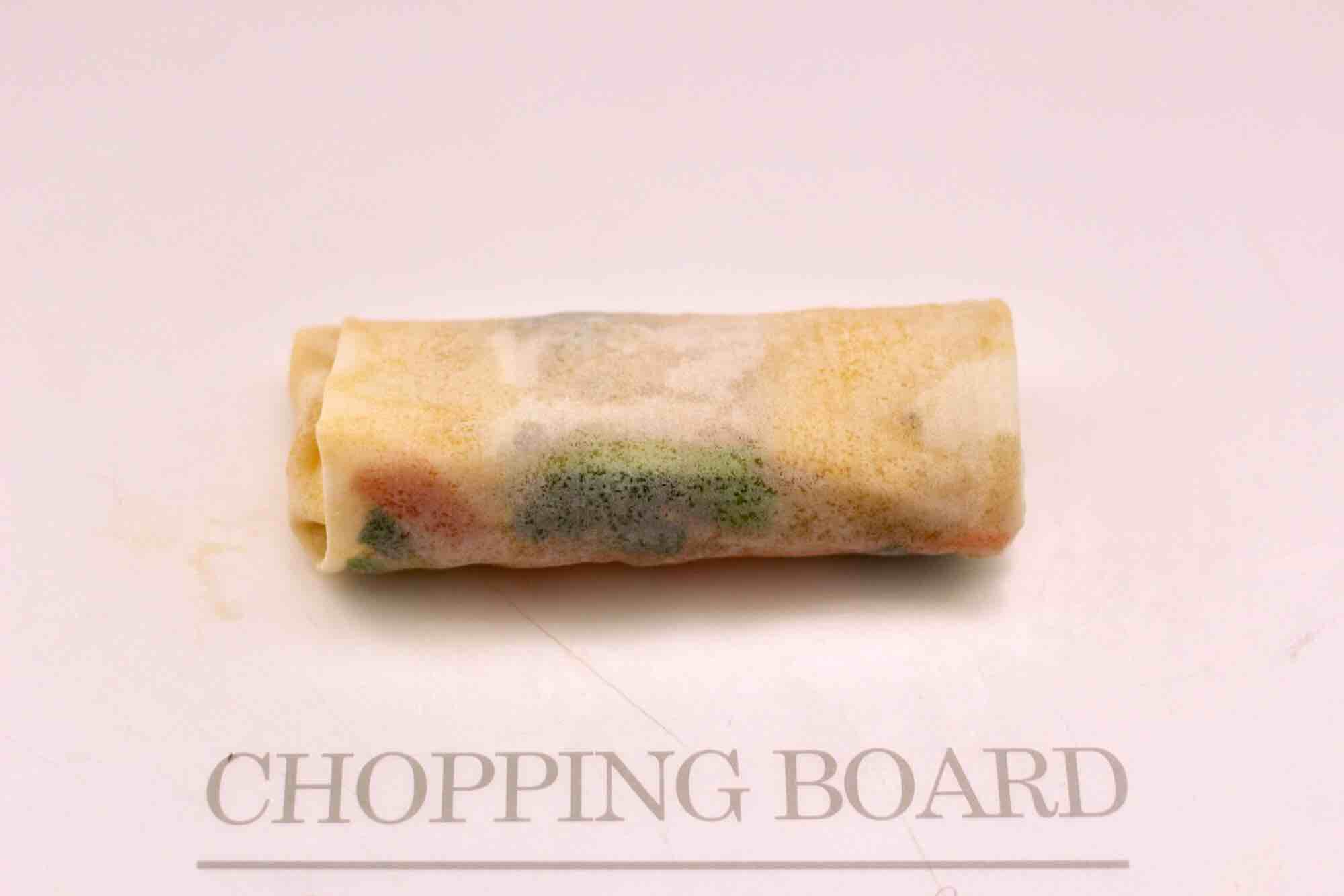 合菜春卷的做法步骤:15