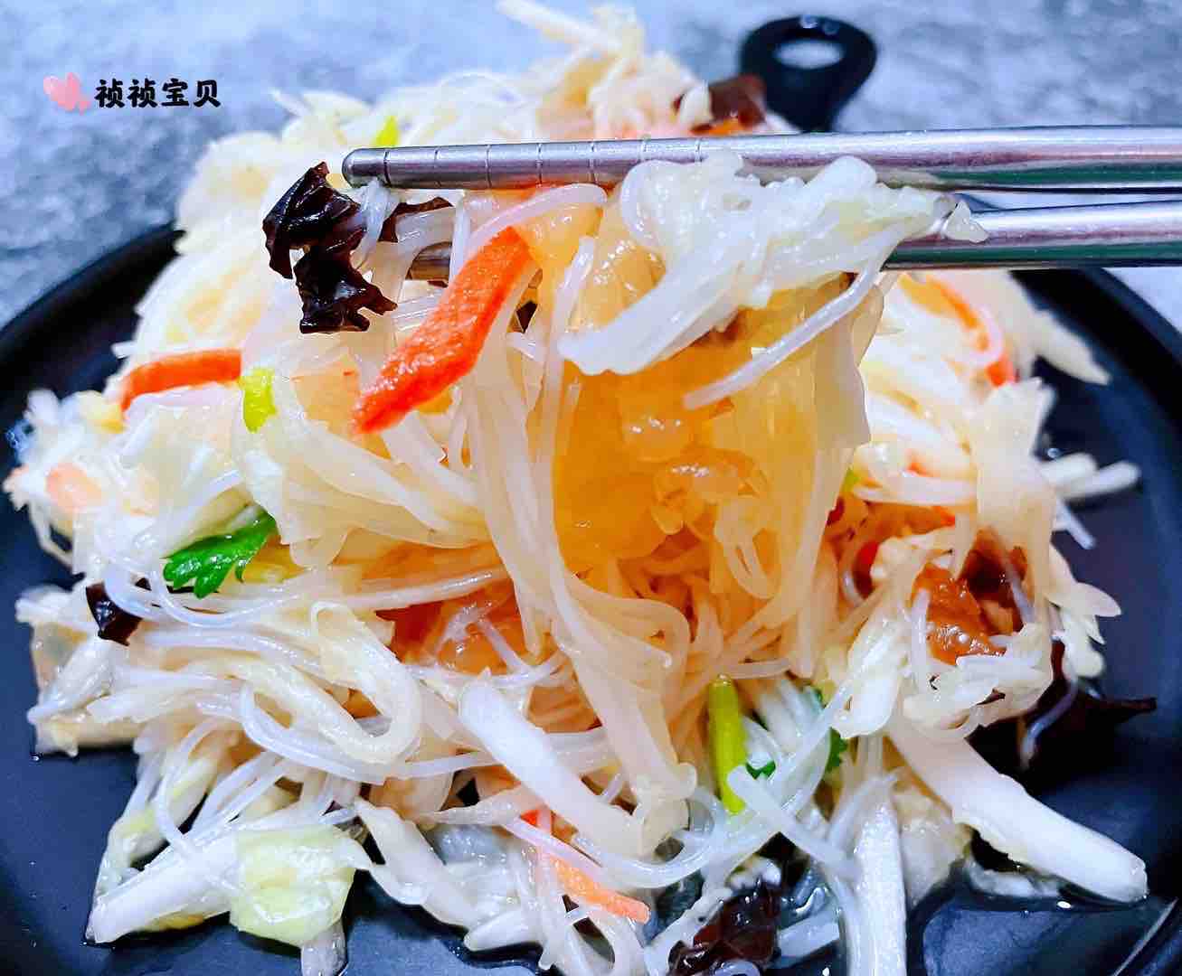 蜇皮粉丝木耳拌白菜的做法步骤:16