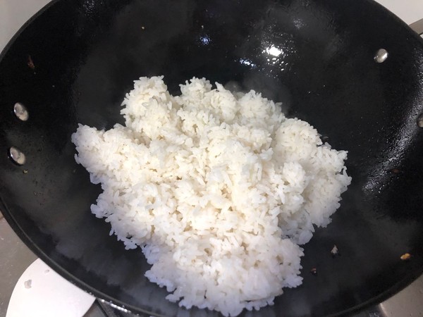海苔炒饭的做法步骤：7