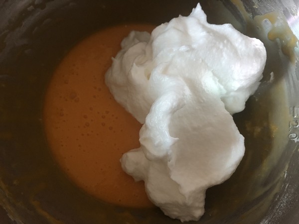 奥利奥咸奶油纸杯蛋糕的做法步骤:8