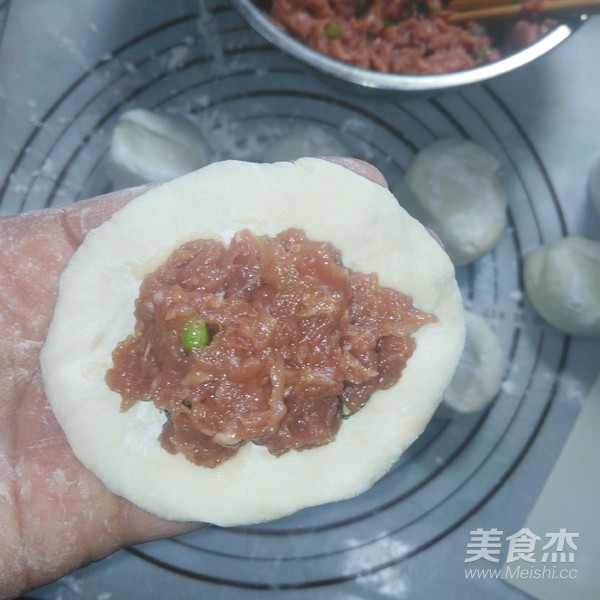肉包子的做法步骤：8