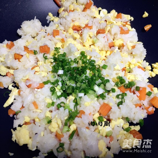 烤鲜鱿鱼筒饭肉肉厨的做法步骤：10