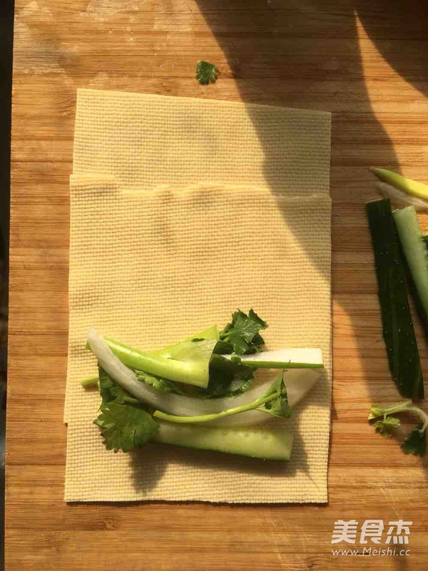 烧烤干豆腐卷(平底锅版)的做法步骤:2