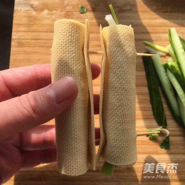 烧烤干豆腐卷(平底锅版)的做法步骤:3