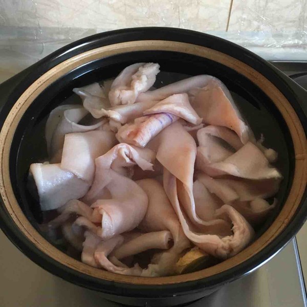 豆浆机皮冻的做法步骤：1
