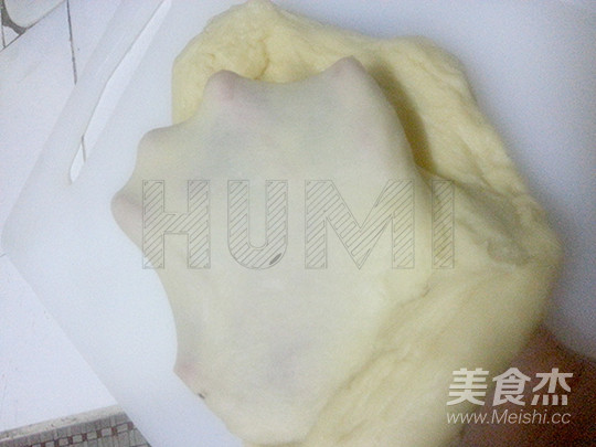 香葱火腿肉松面包卷的做法步骤:2