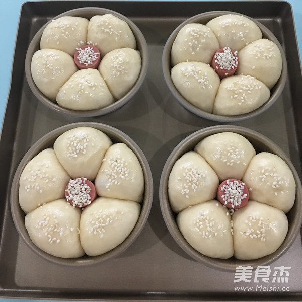 淡奶油花朵面包的做法步骤:9