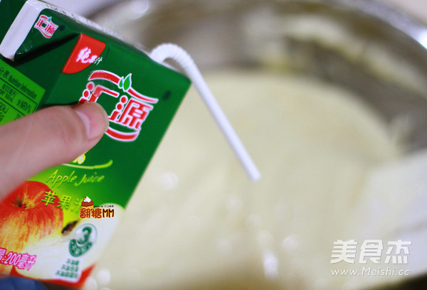翻糖玫瑰杯子蛋糕的做法步骤:6