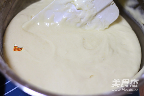 翻糖玫瑰杯子蛋糕的做法步骤:7