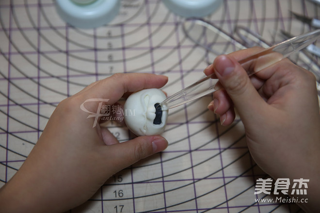 翻糖兔子玩偶制作的做法步骤:12