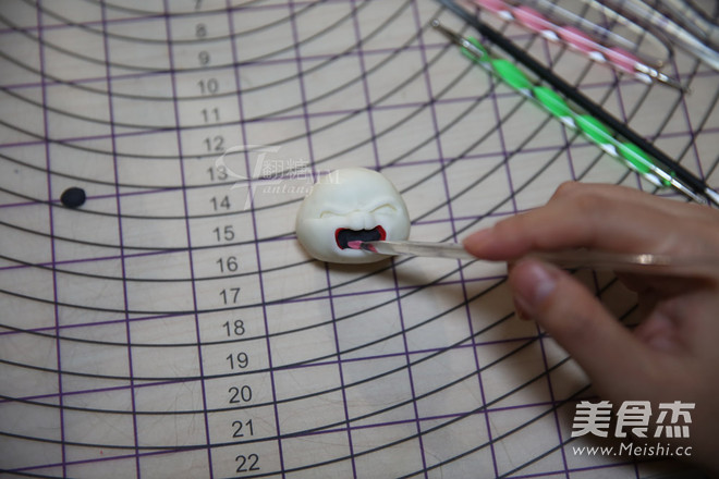 翻糖兔子玩偶制作的做法步骤:14