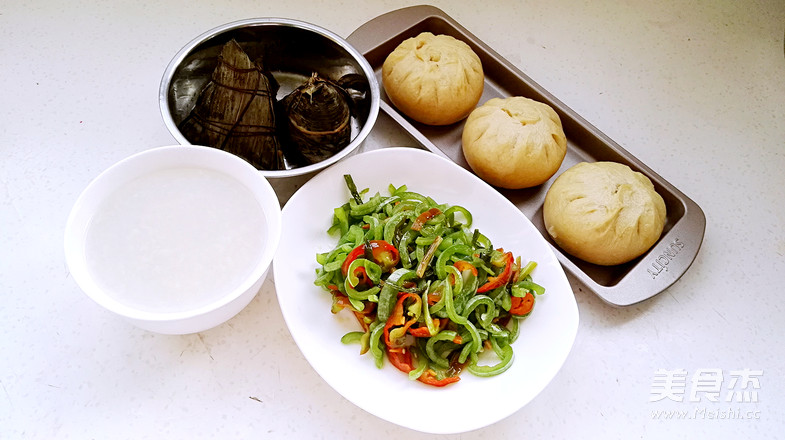 百变面食之会变色的包子(一发)的做法步骤:15