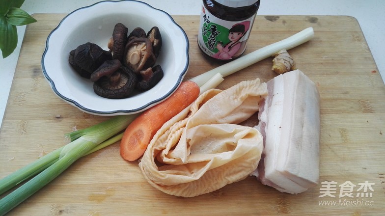 百变面食之家常生煎包的做法步骤：1