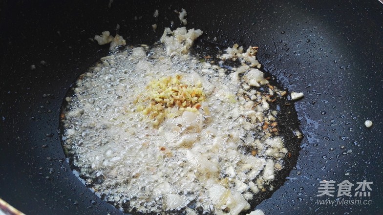 百变面食之家常生煎包的做法步骤:4