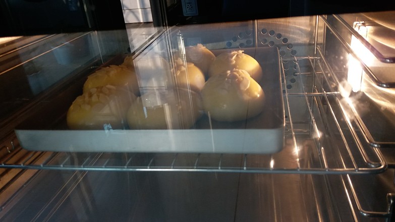 杏仁奶油面包的做法步骤:12