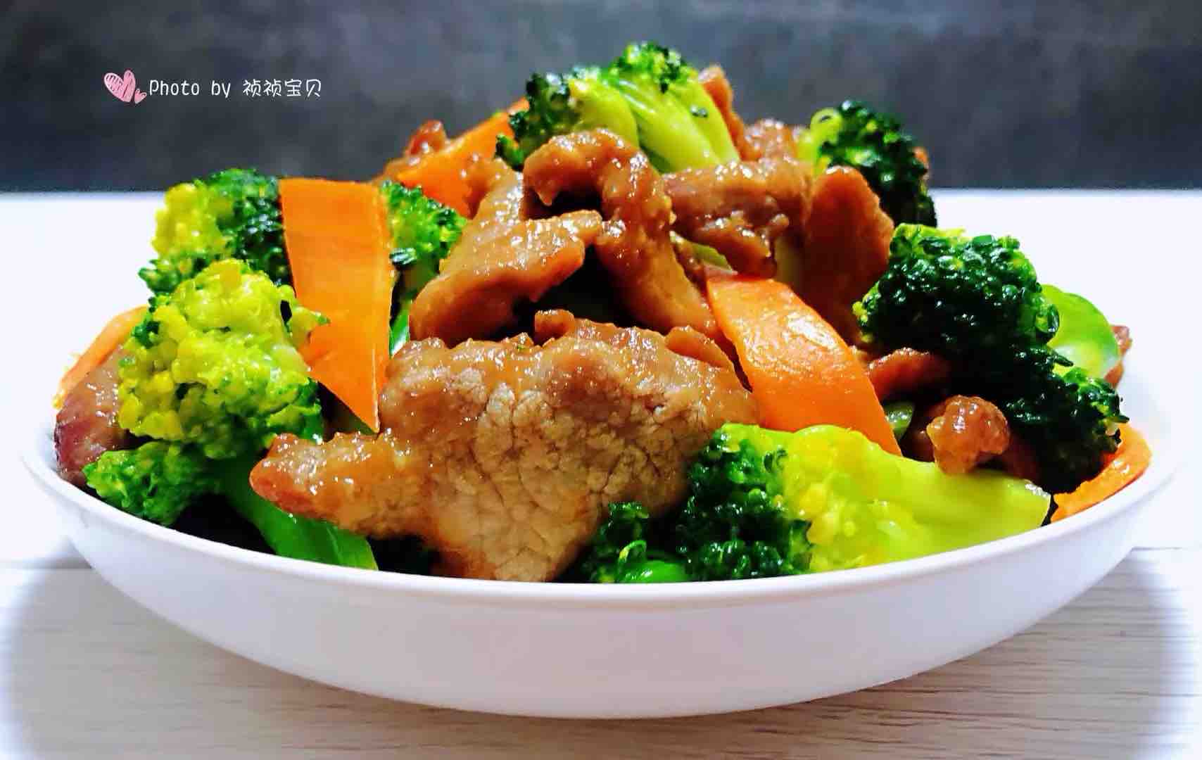 西兰花炒牛肉的做法步骤:10