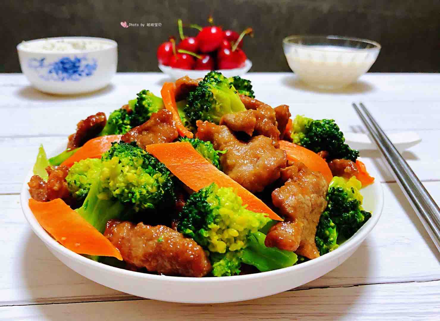 西兰花炒牛肉的做法步骤:11