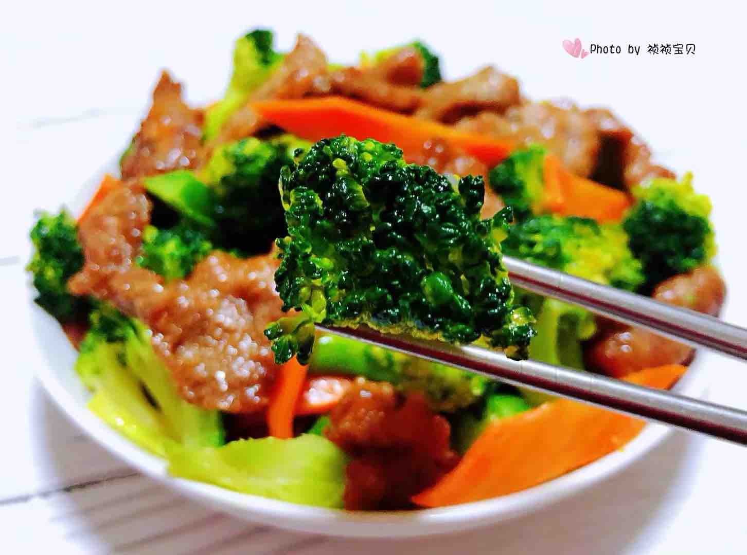 西兰花炒牛肉的做法步骤:12