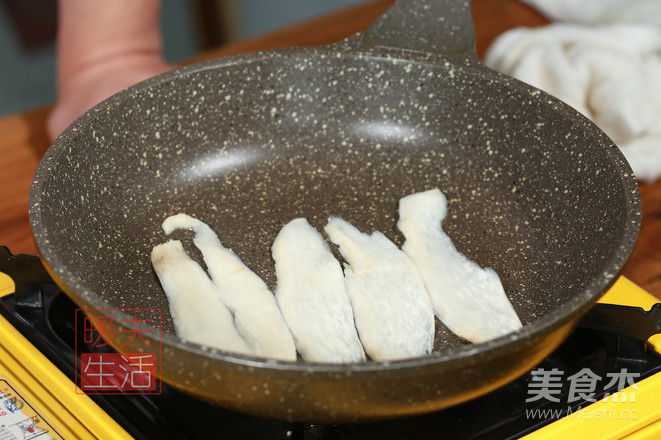 杏鲍菇培根卷的做法步骤:3
