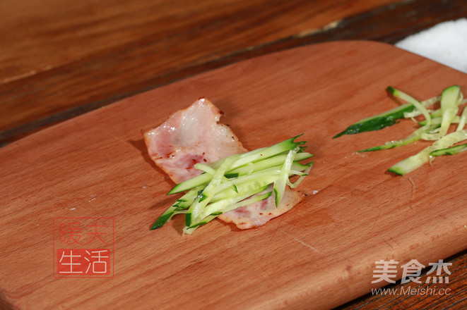 杏鲍菇培根卷的做法步骤:5
