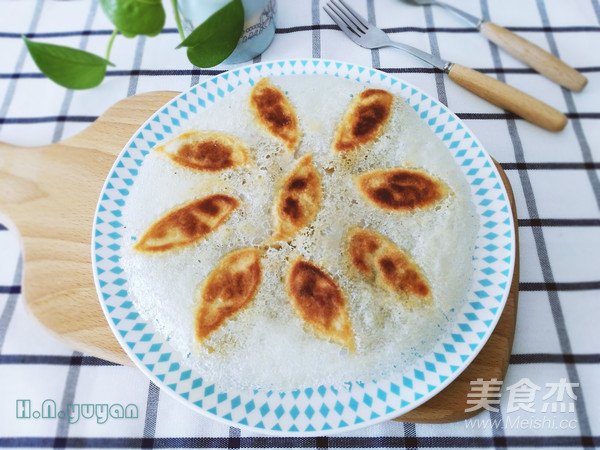 冰花煎饺的做法步骤:16
