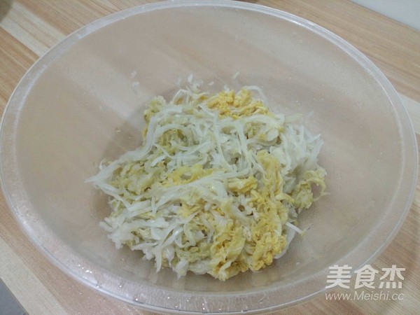 酸菜白肉的做法步骤：2