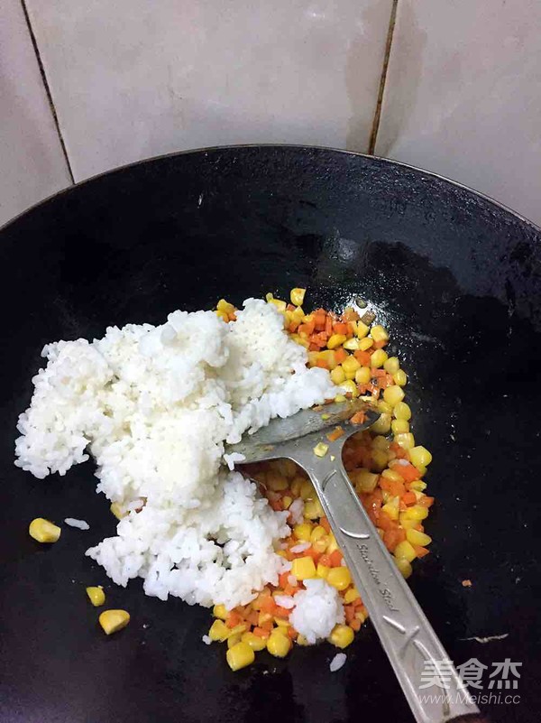 蛋炒饭的做法步骤：13