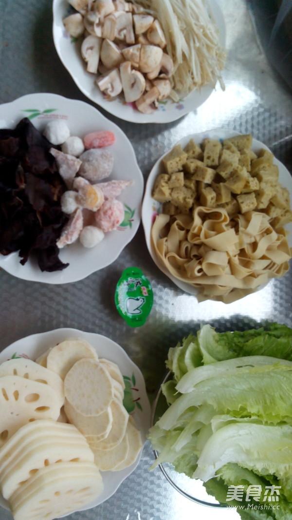 番茄杂蔬火锅的做法步骤:6