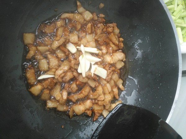芹菜香干炒肉丝的做法步骤:6