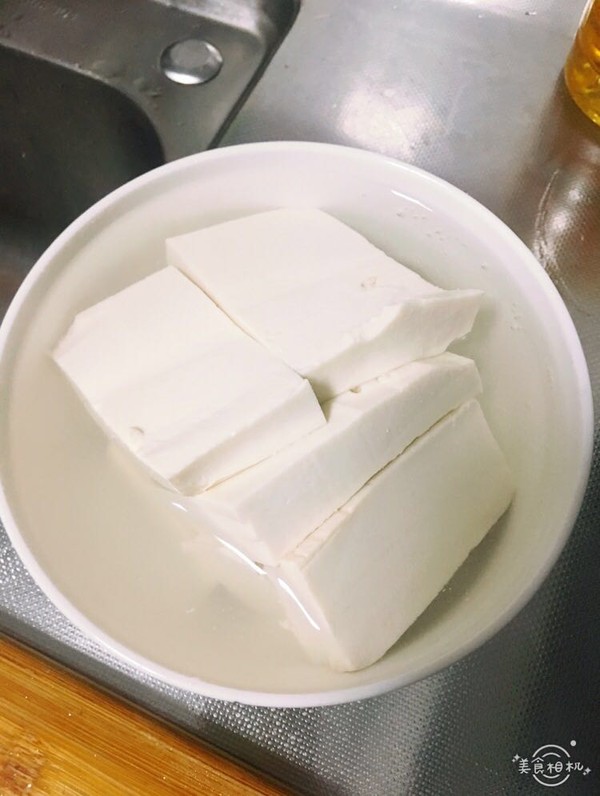 广式砂锅豆腐煲的做法步骤:2