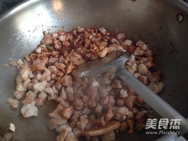 蜜汁叉烧包用锅做的做法步骤:7