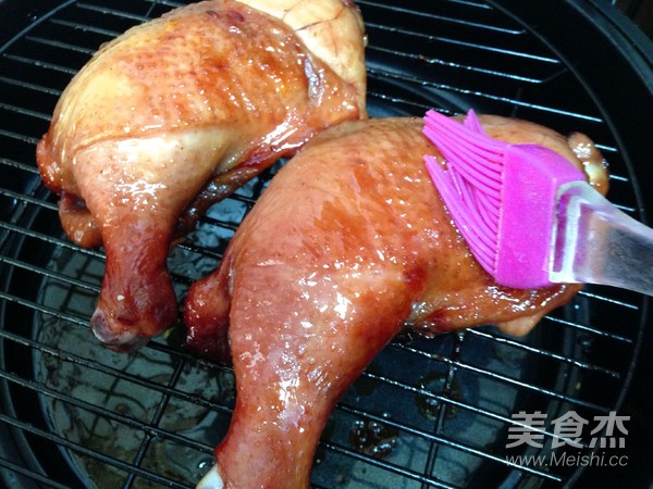 蜜汁叉烧烤鸡腿的做法步骤:10