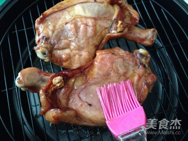 蜜汁叉烧烤鸡腿的做法步骤:9