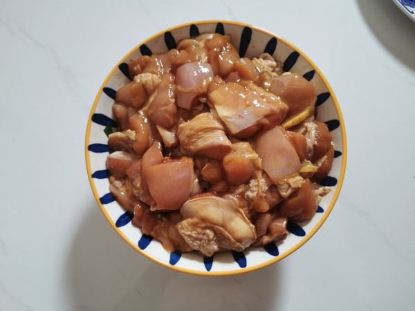 香菇莲藕蒸鸡块的做法步骤：6